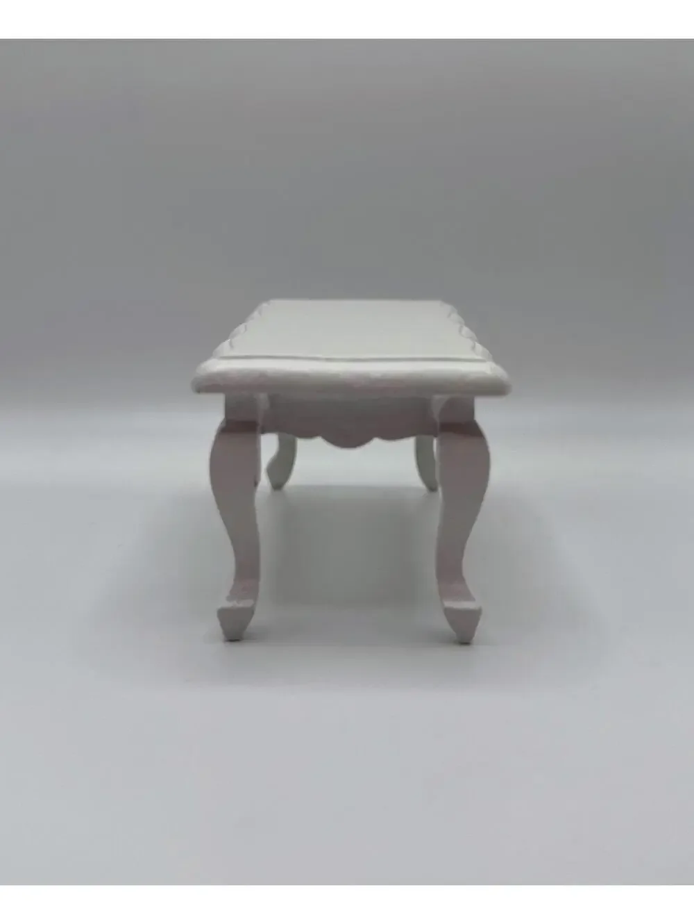1:12 Dollhouse Miniature White Wood Coffee Table, Scalloped Edge Table for Doll
